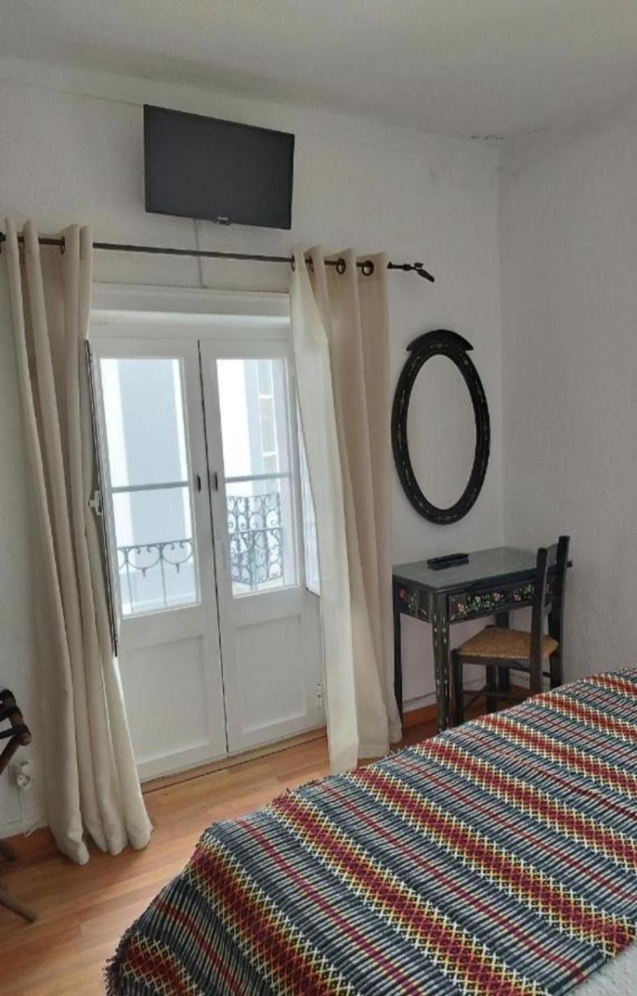 Mont' Sobro Hostel Евора Екстериор снимка